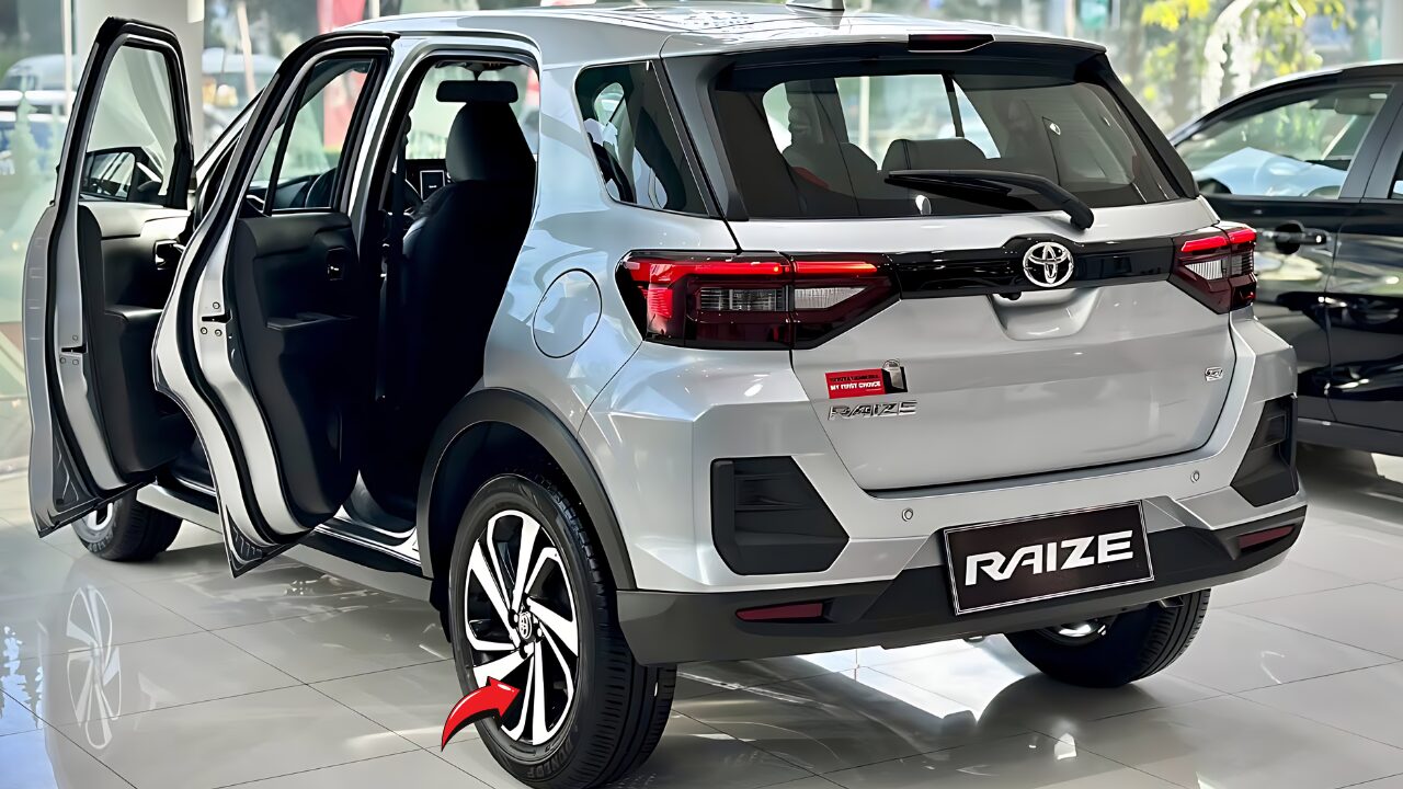 2024-toyota-raize-car