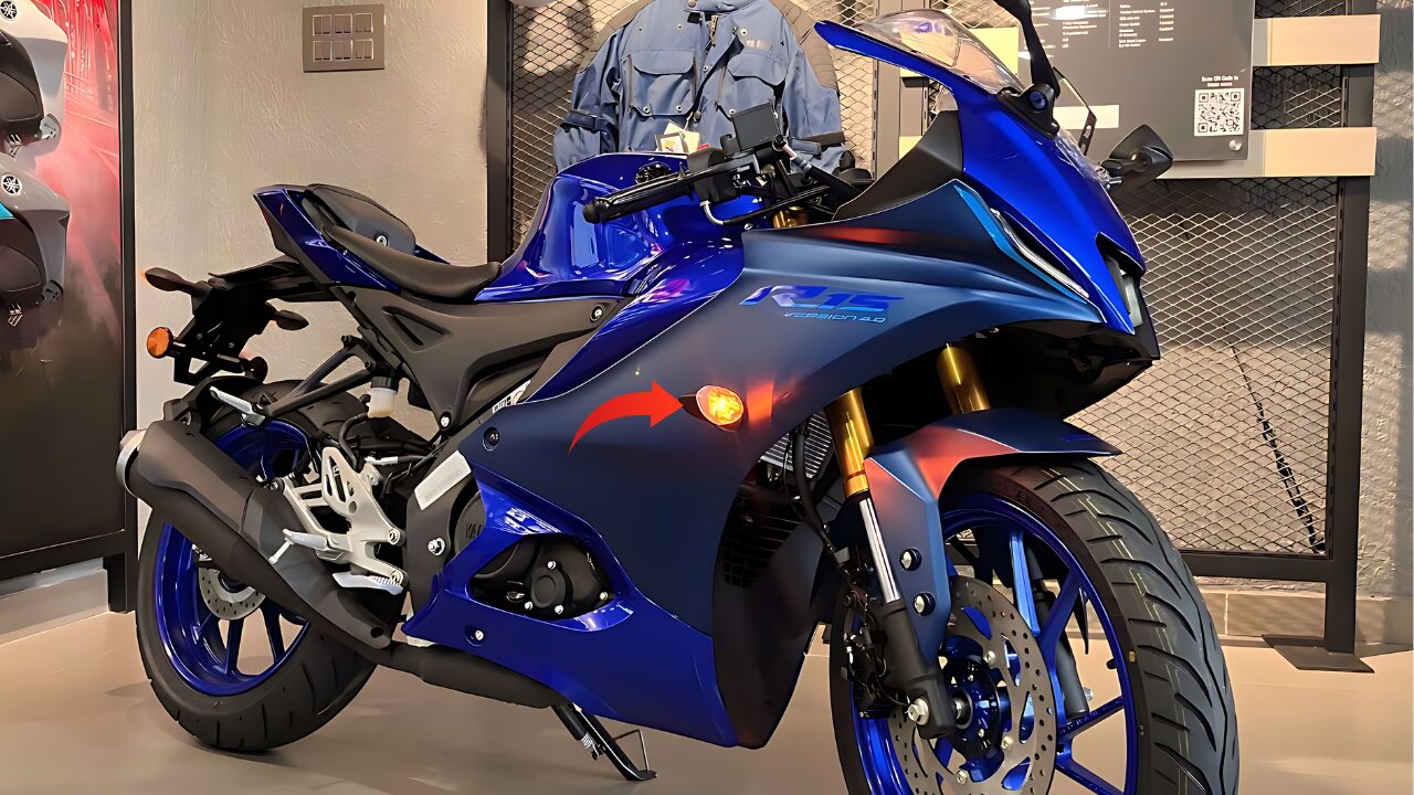 yamaha-r15-v4-bike-july-2024