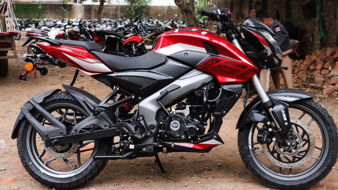 bajaj-pulsar-ns160-price-2024